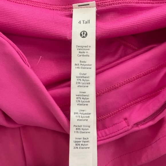 SONIC PINK- size 4 and four inch(small stain on the bottom) - Picture 6 of 6